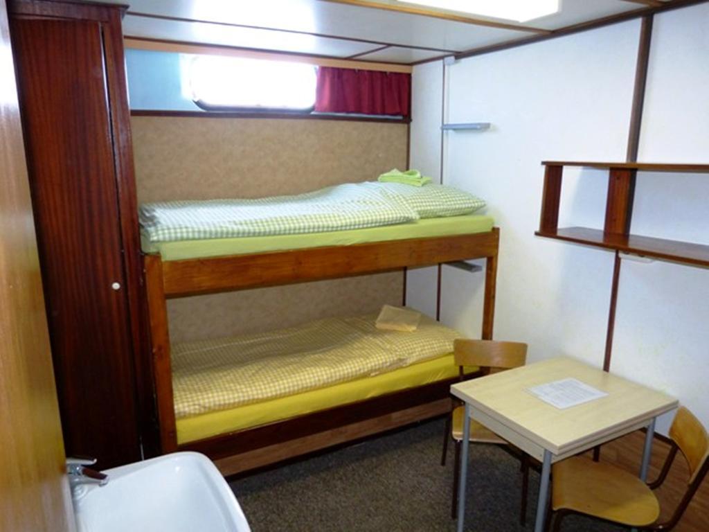 Botel Wohnschiffe Severa Rostock